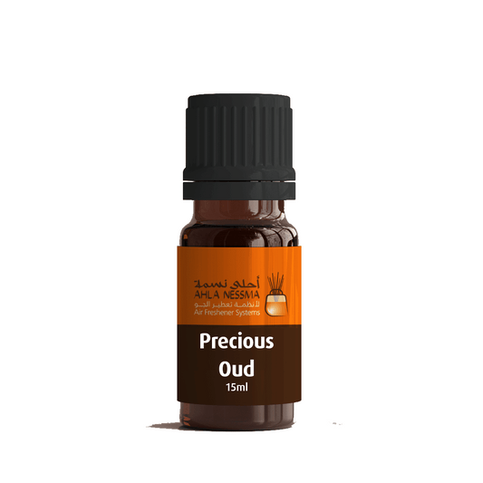 Oil dropper of 'Precious Oud' car diffuser aroma oil diffuser